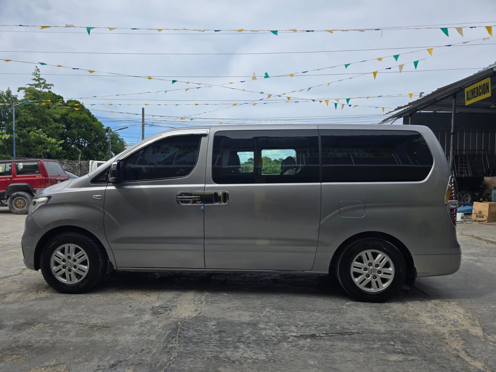jeepetas y camionetas - hiunday starex 2019 2