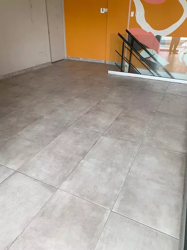 oficinas y locales comerciales - céntrico local en bella vista  7