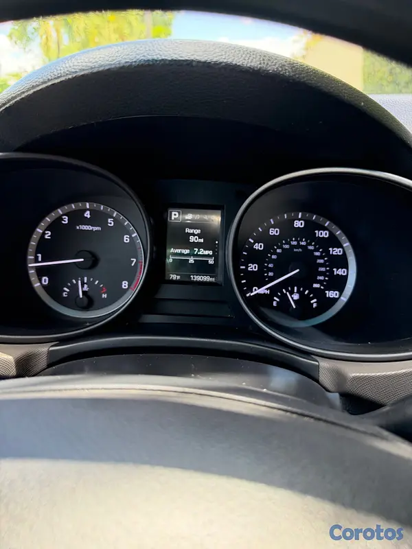 jeepetas y camionetas - Hyundai Santa Fe Sport 2 Filas 2WD 2018 $895,000 3
