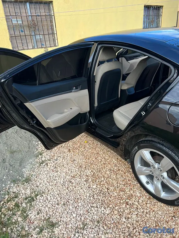 carros - Hiyunday elantra  1