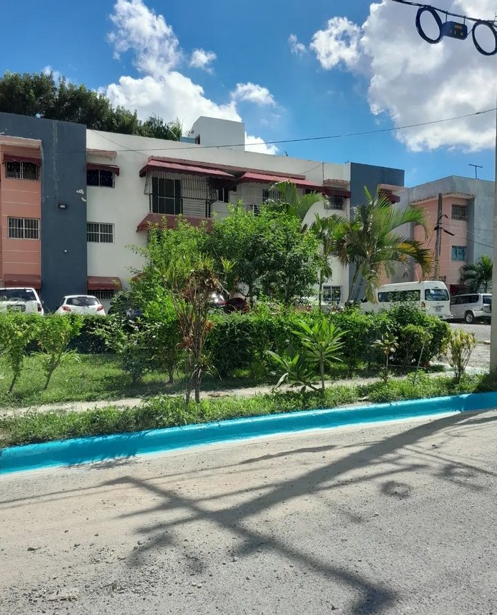 apartamentos - Vendo Apartamento 2do Nivel