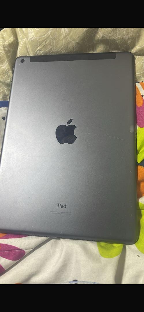 celulares y tabletas - iPad séptima generación 32 GB  0