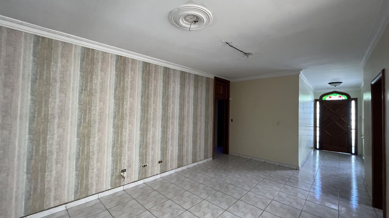 casas - Casa para oficina o uso comercial en El Millon  2