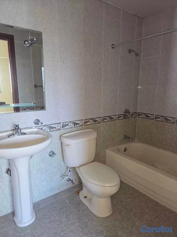 apartamentos - VISTA AL MAR UNICA, 240 MTS CLÁSICO APARTAMENTO ANACAONA OPORTUNIDAD, PISO ALTO 11