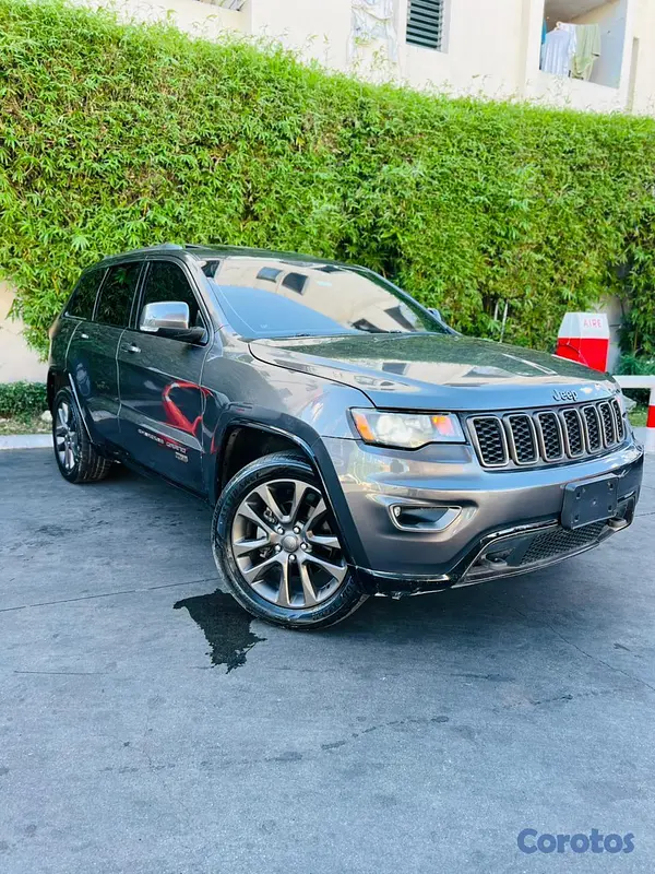 jeepetas y camionetas - JEEP GRAND CHEROKEE LIMITED  13
