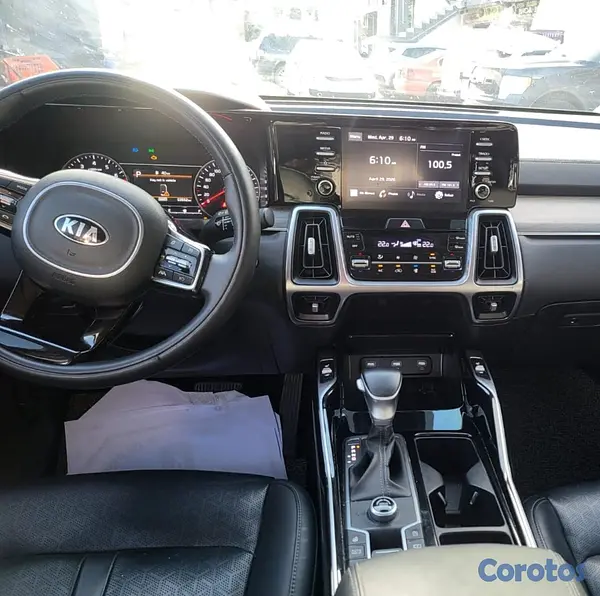 jeepetas y camionetas - KIA SORENTO SX 2021 NEGRO GASOLINA 9