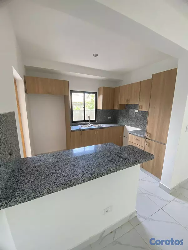 apartamentos - Vendo Apartamento Con Terraza A Pasos De La Av. Ec 5