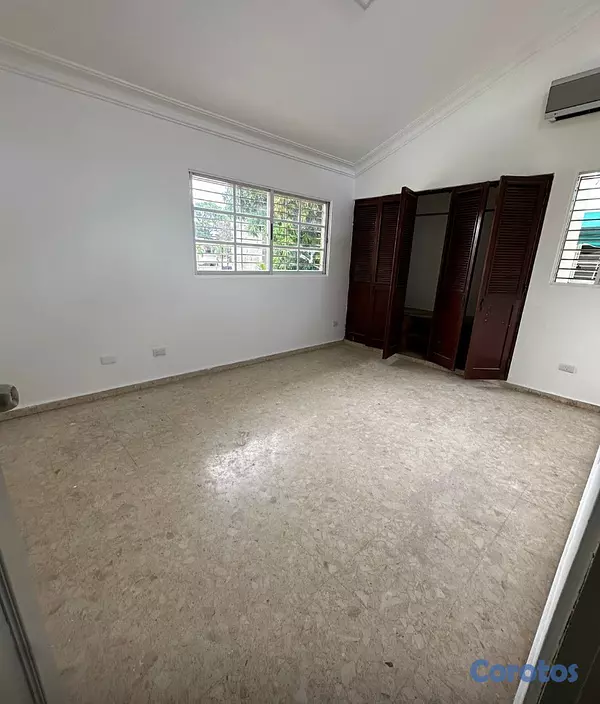 oficinas y locales comerciales - se alquila casa  4