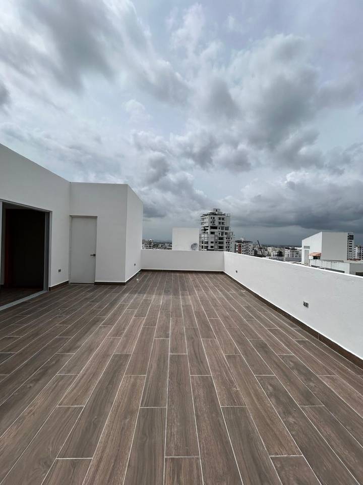 penthouses - Penthouse de 3 niveles en Naco  8