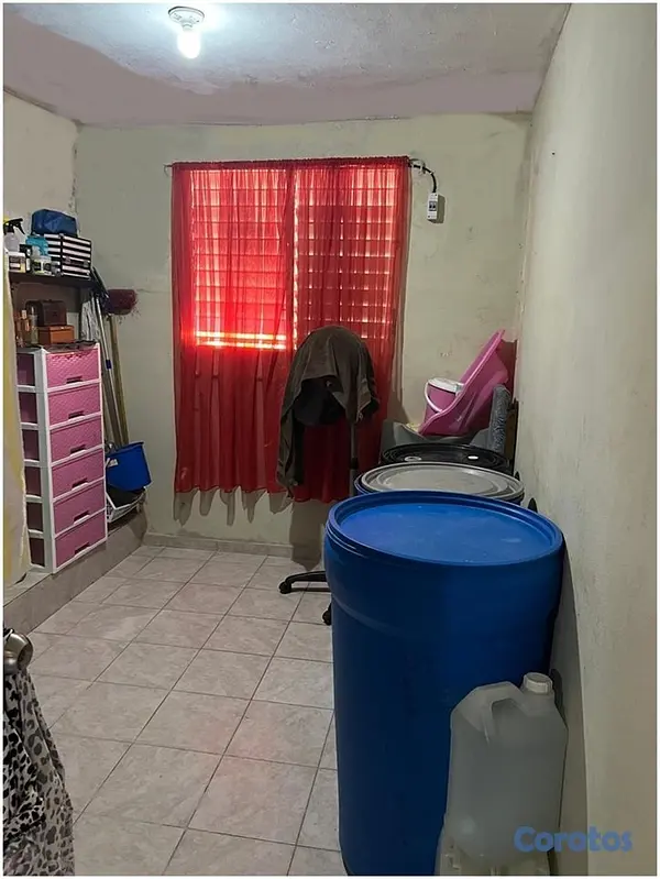 casas - VENDO CASA 2 NIV.,  3 APTOS + SOLAR ATRAS, 423 Mts 9