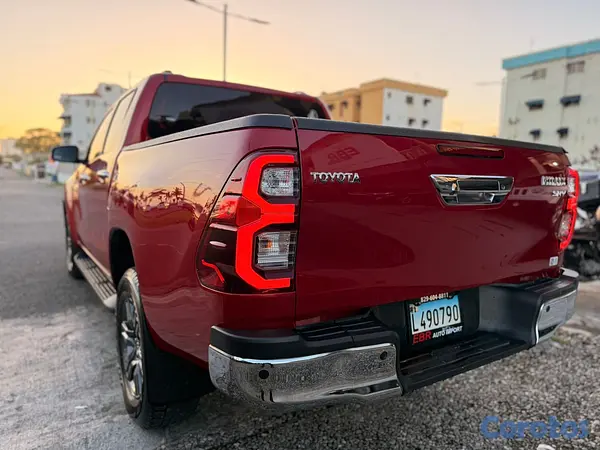 jeepetas y camionetas - Toyota Hilux SRV 2023 7
