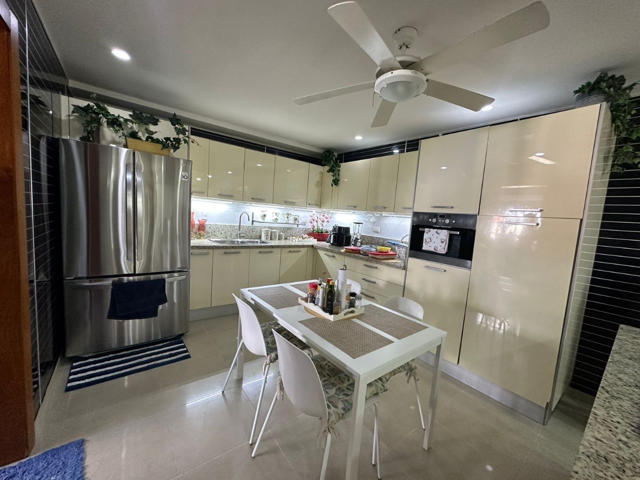 apartamentos - APARTAMENTO EN OFERTA! EN ALMA ROSA I, TIPO PENT HOUSE (DE 2 niveles). 2