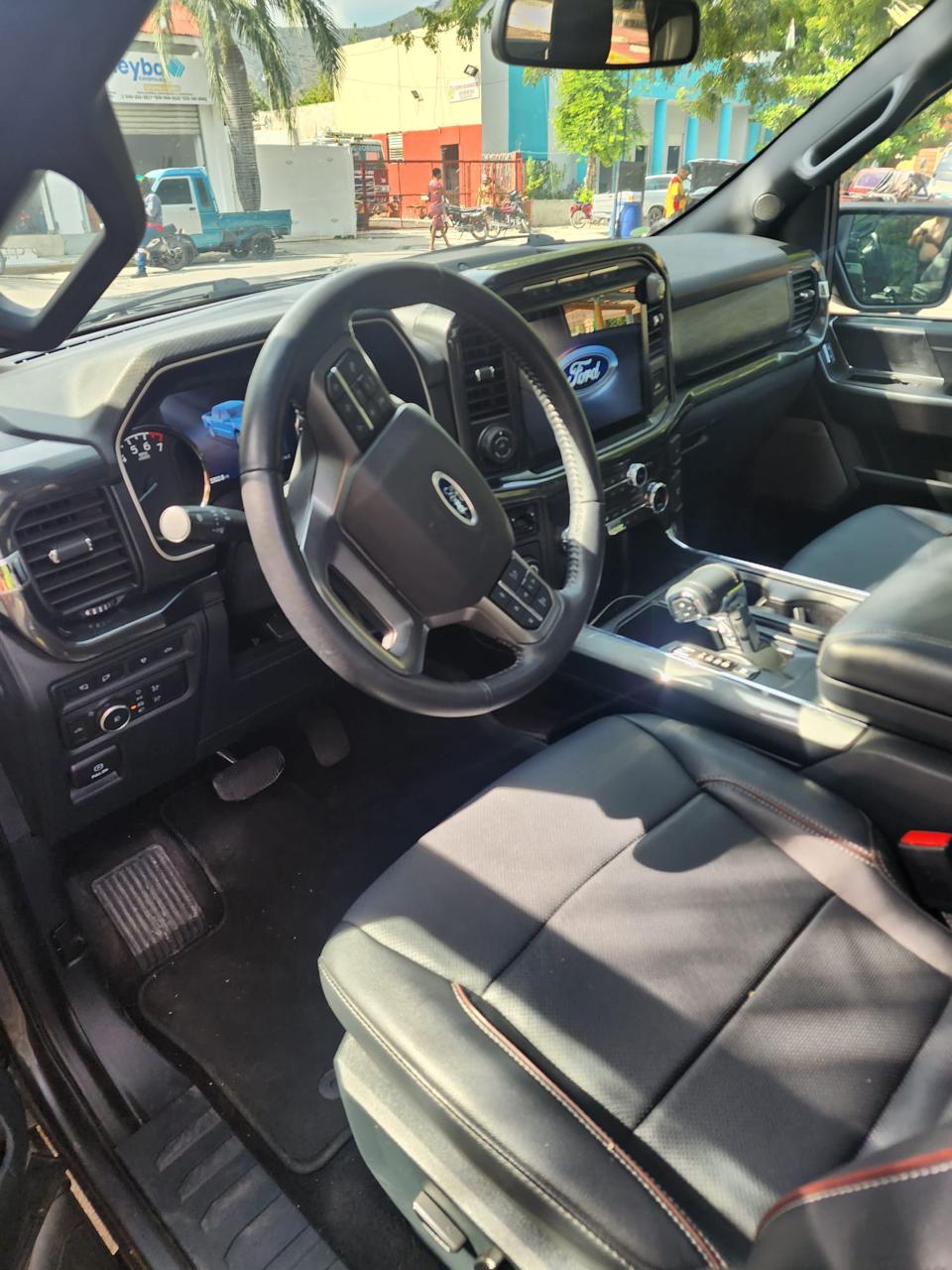 jeepetas y camionetas - FORD F-150 XLT SPECIAL EDITION 2021-Poder y estilo 3