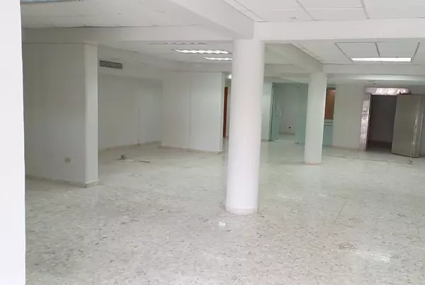 oficinas y locales comerciales - Local en Piantini  6