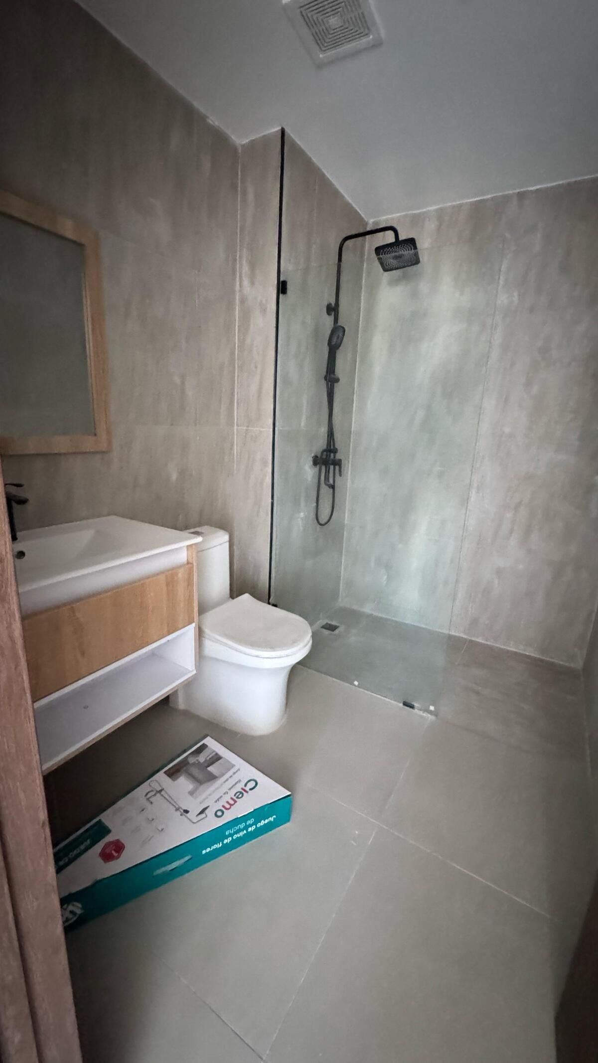 apartamentos - Apartamento en Arroyo Hondo Viejo 4to nivel new 8