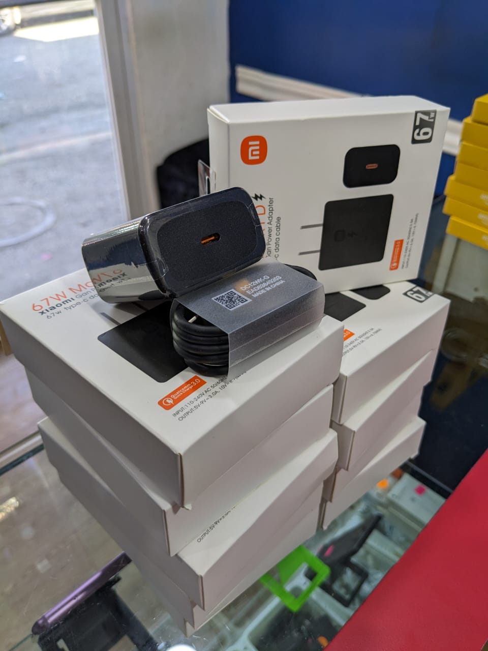 accesorios para electronica - Cargador tipo c MI 67w 0