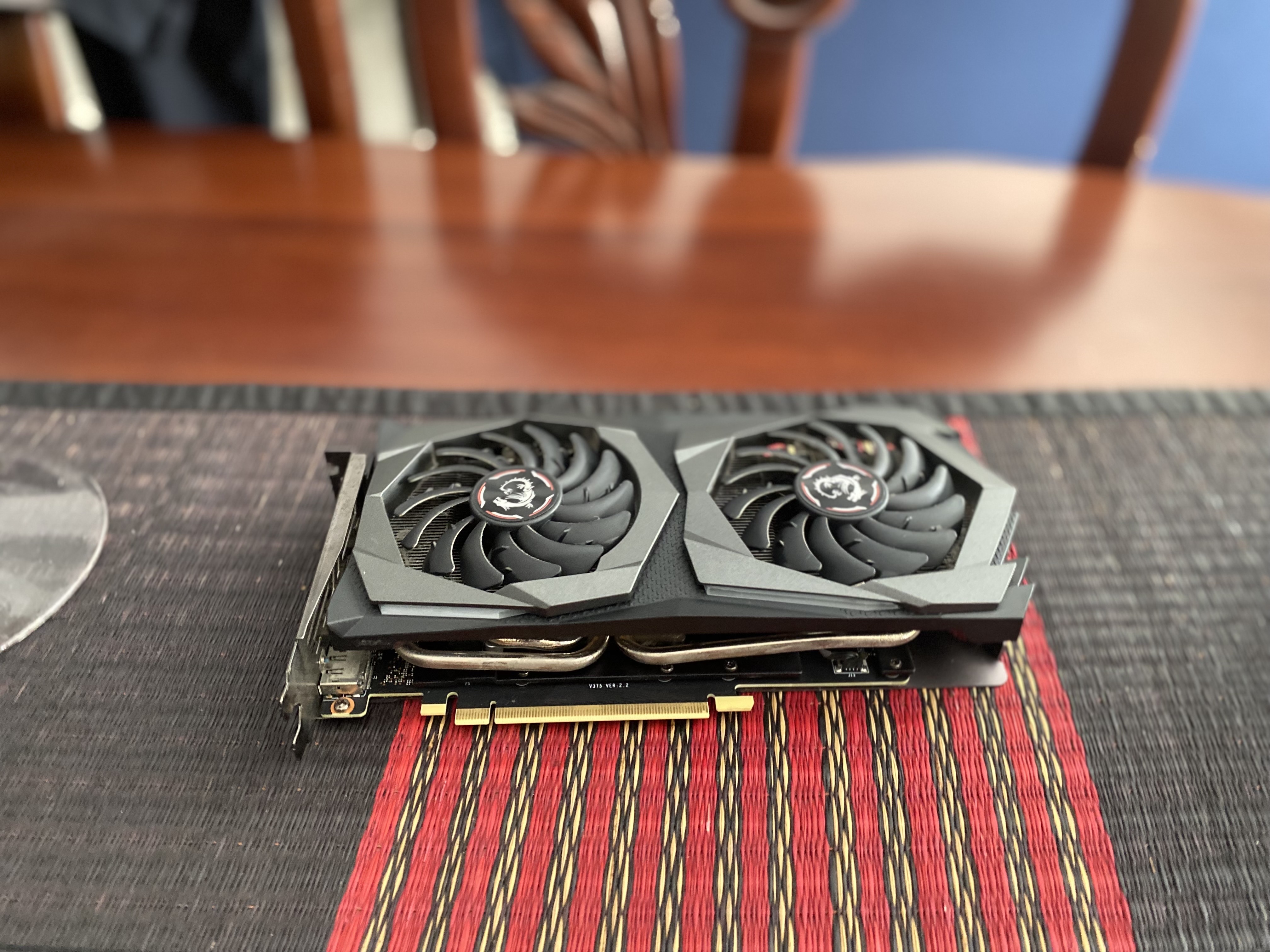 accesorios para electronica - Tarjeta gráfica MSI GeForce gtx 1660 súper 6GB VRAM