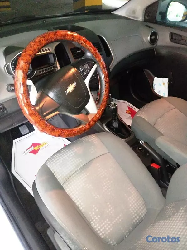 carros - Chevy Sonic Mecanico 2015 LS Hatchback  10