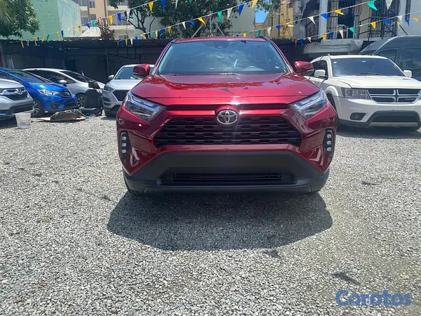 jeepetas y camionetas - Toyota Rav4 XLE AWD 2022 Recien Importada 2