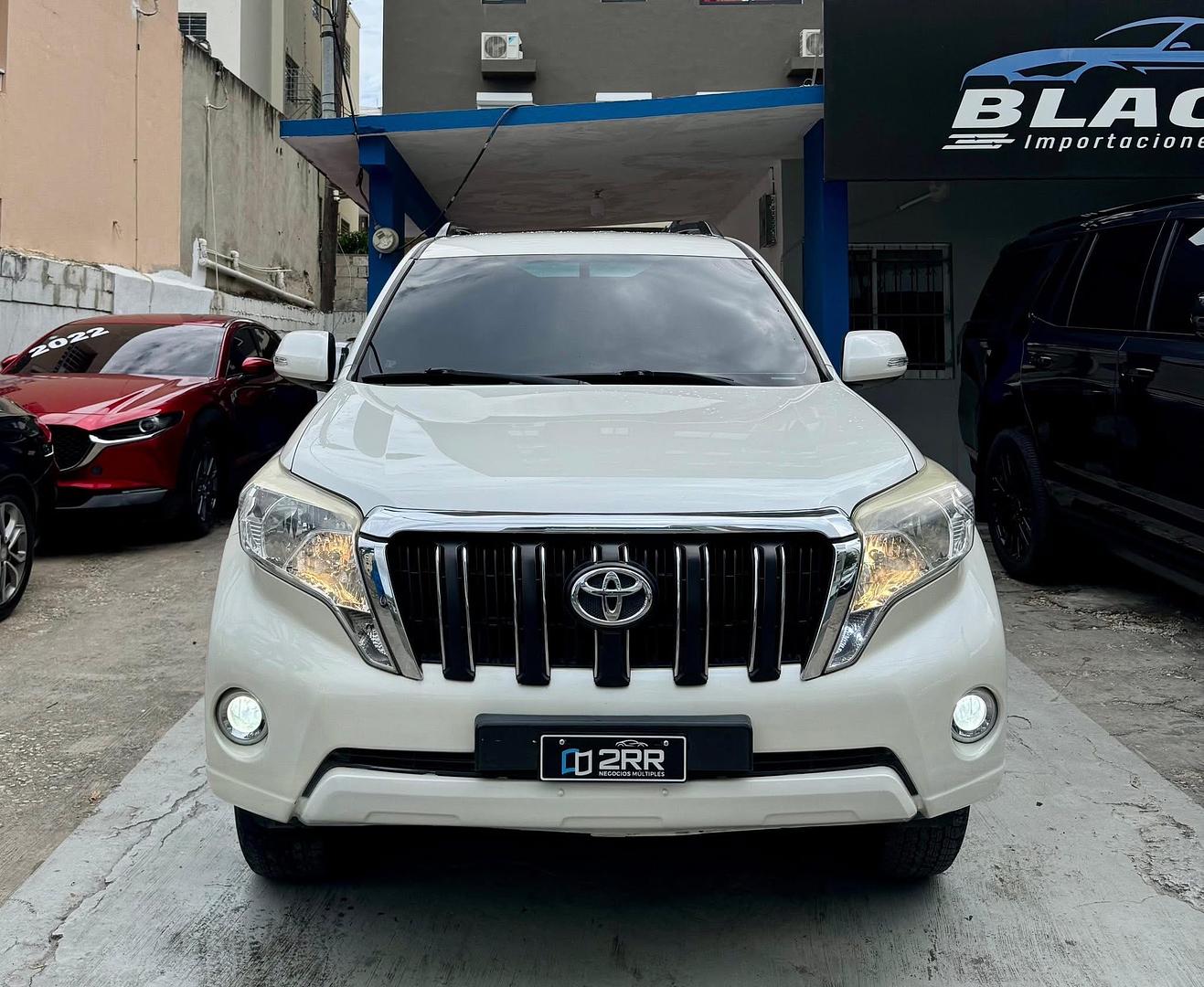 jeepetas y camionetas - Toyota Land Cruiser Prado TXL 2014 1