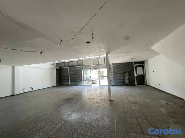 oficinas y locales comerciales - Local Comercial en la Zona Colonial de 508 metros  4