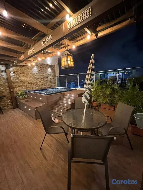 apartamentos - Alquilo Penthouse amueblado en Los Prados 8