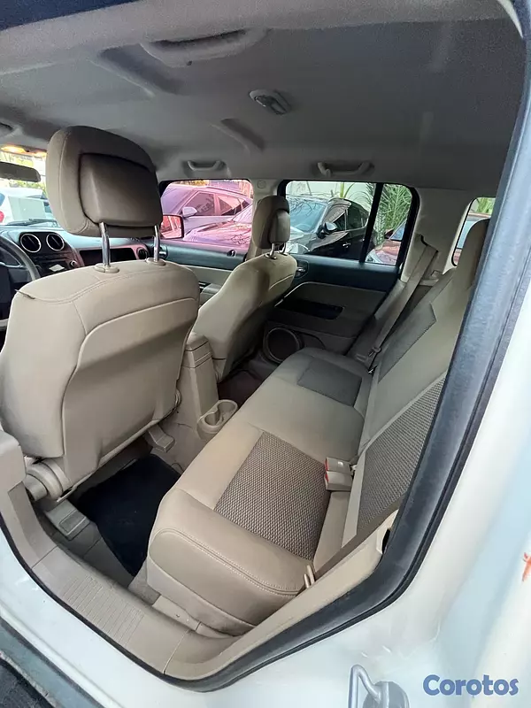 jeepetas y camionetas - Jeep Patriot 2010 5