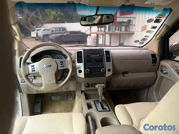 jeepetas y camionetas - Nissan frontier sl 2012 6