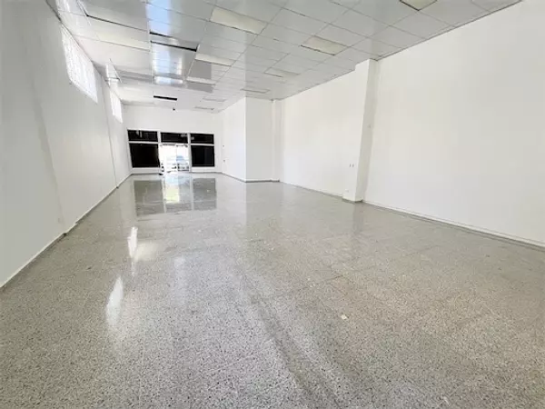 oficinas y locales comerciales - Local céntrico y comercial gazcue 3