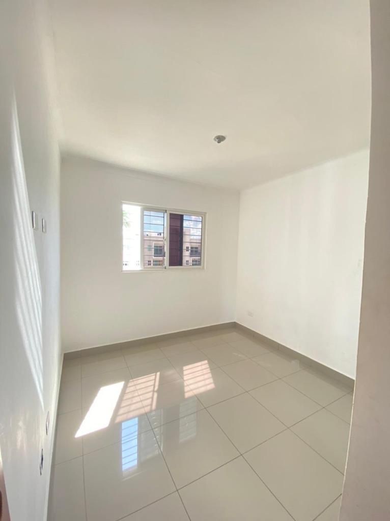 apartamentos - De Venta Apartamento con Piscina en Gurabo 1