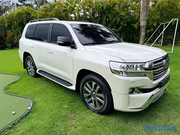 jeepetas y camionetas - Toyota land cruicer vxr 2018 4