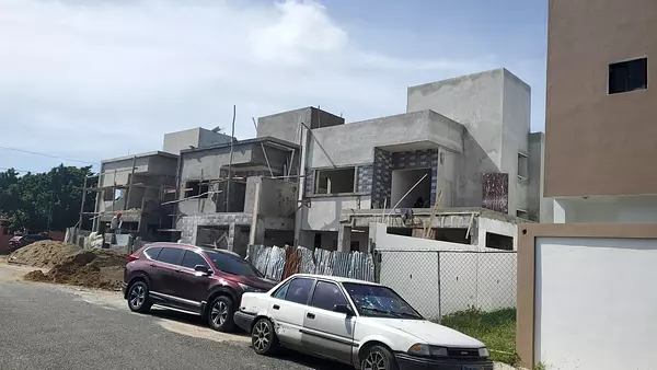 casas - Casas de dos niveles con mucho patio, Prado Oriental, Autopista de San Isidro 9