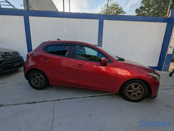 carros - MAZDA DEMIO 3