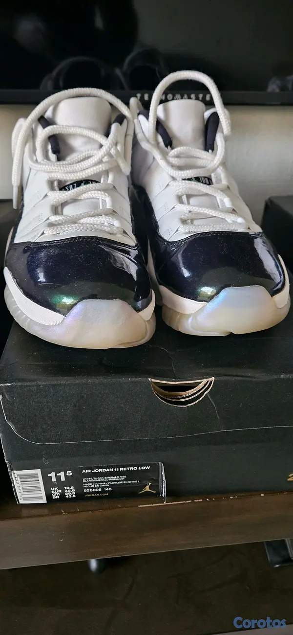 zapatos para hombre - Tenis Air Jordan Originales
Size: 11.5 3