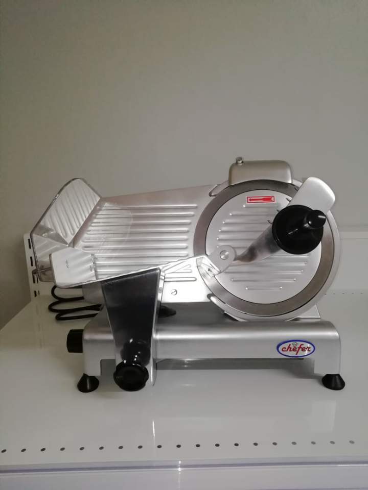 equipos profesionales - Rebanadoras de carnes y embutidos 2