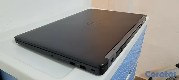 computadoras y laptops - Dell 5570 de 17 Pulg Core i5 6ta Ram 8gb ddr4 Disco 1000gb full 3