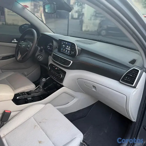 jeepetas y camionetas - HYUNDAI TUCSON SE 2019 5
