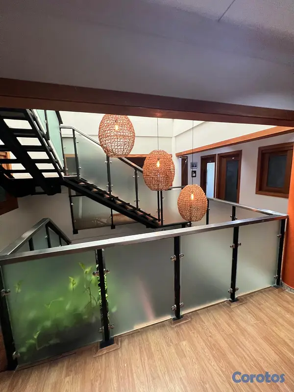 oficinas y locales comerciales - VENDO EDIFICIO COMERCIAL Y DE OFICINAS EN LA ROMUL 9