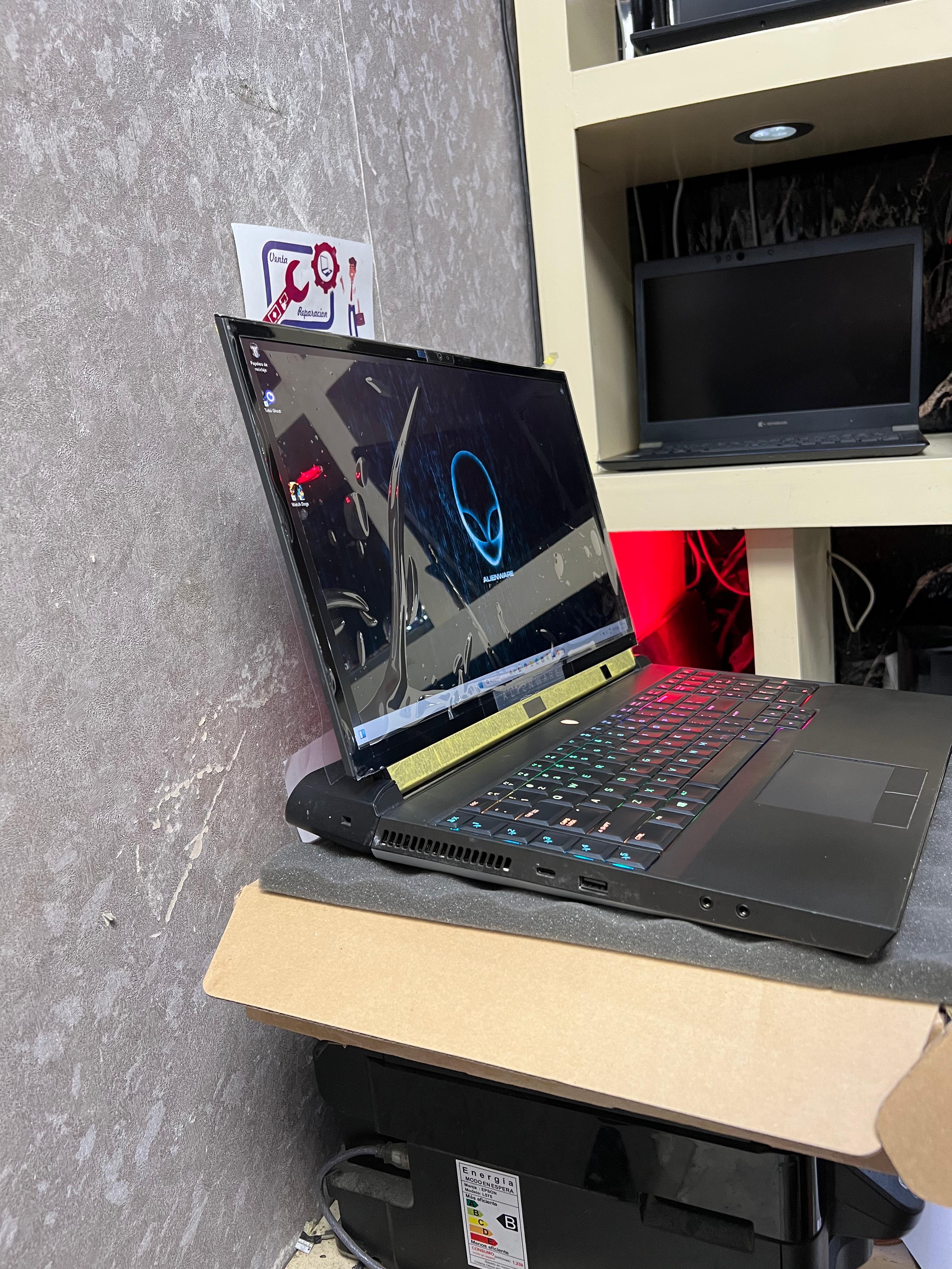 computadoras y laptops - RD$53,500 LAPTOP GAMING Alienware Area 51m  4