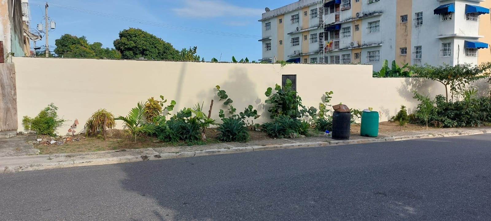 solares y terrenos - Terreno / Solar en Venta COSTA AZUL RD$35,000,000. 4