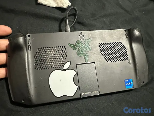 computadoras y laptops - Se vende OneXPlayer 1S-PC Gamer Portátil
 3