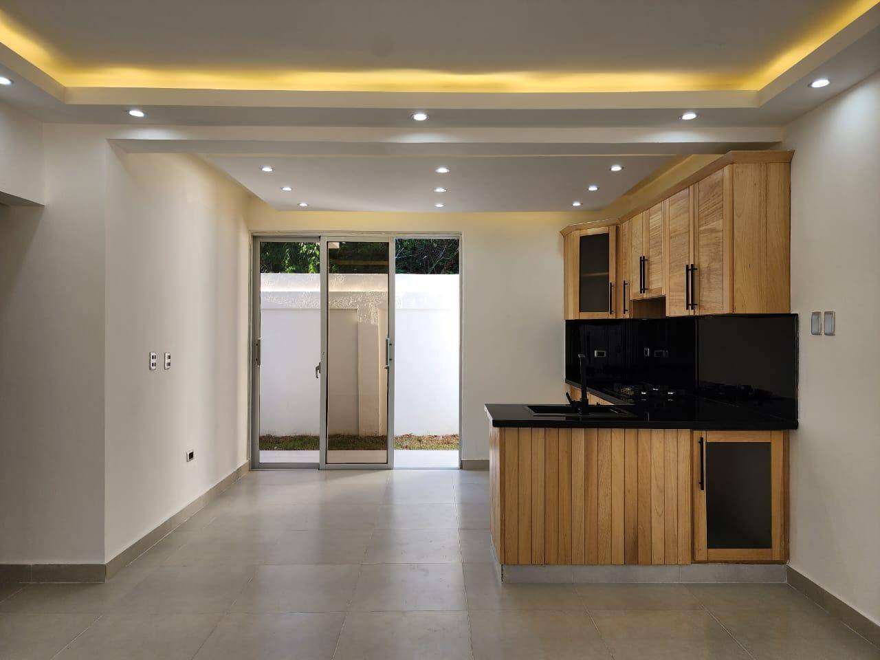 casas - Venta de Villa en Juan Dolio tipo Townhouse 8