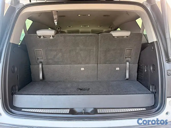 jeepetas y camionetas - Chevrolet Tahoe LT 2015 9