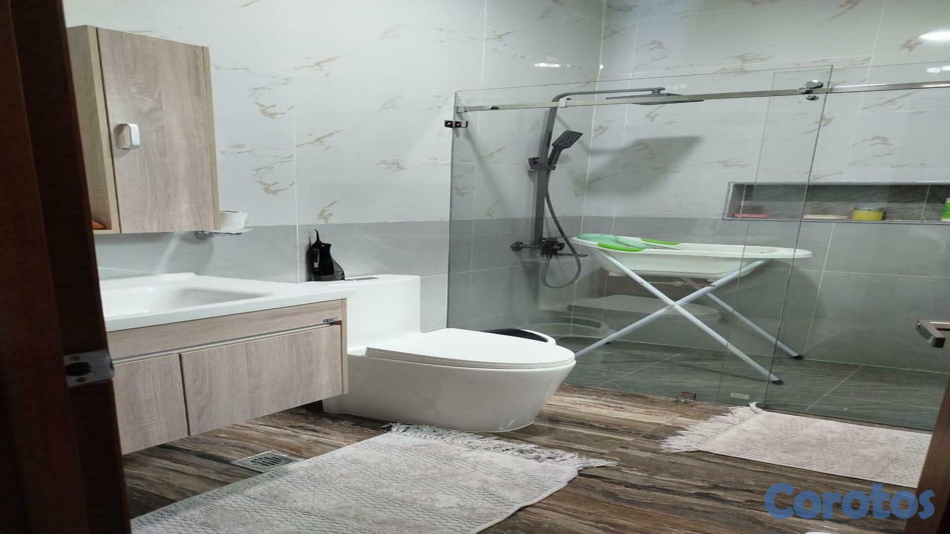 casas - Casa de 2 niveles en venta en Constanza 6