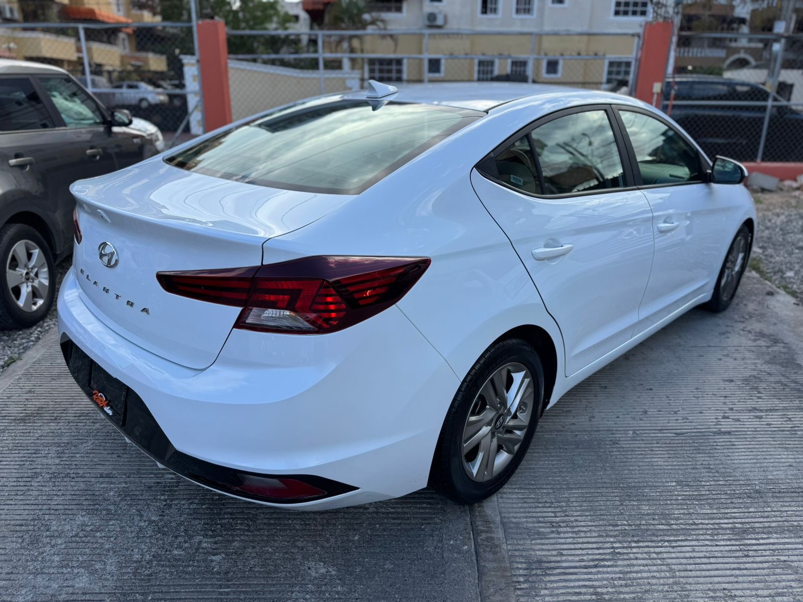carros - Hyundai Elantra SE 2019 5