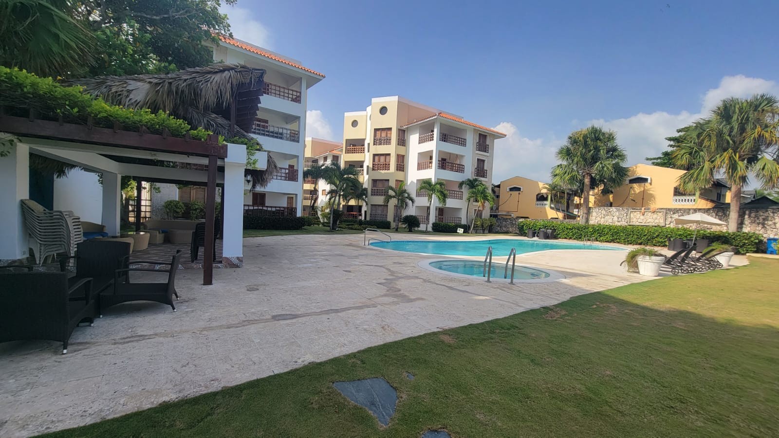 apartamentos - VENDO APARTAMENTO EN JUAN DOLIO PRIMERA LÍNEA DE PLAYA 6