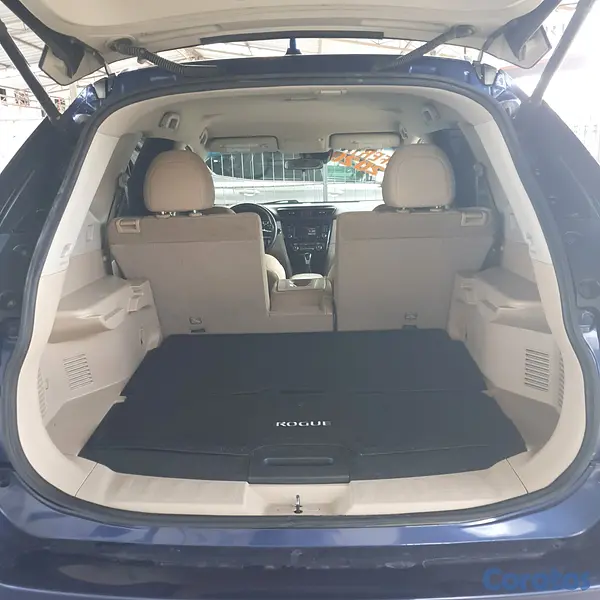 jeepetas y camionetas - Nissan Rogue S 2020 Impecable 9