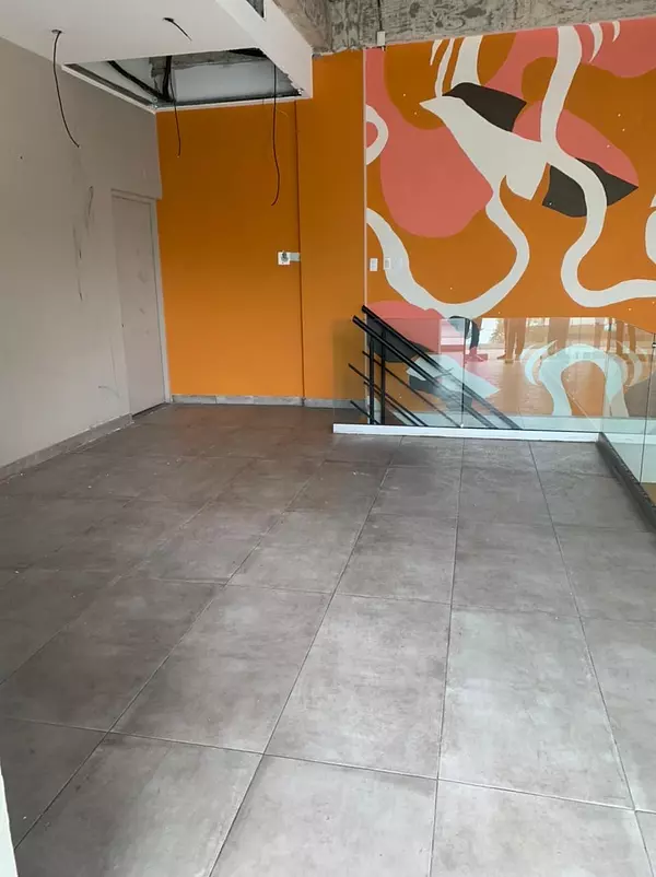 oficinas y locales comerciales - céntrico local en bella vista  9