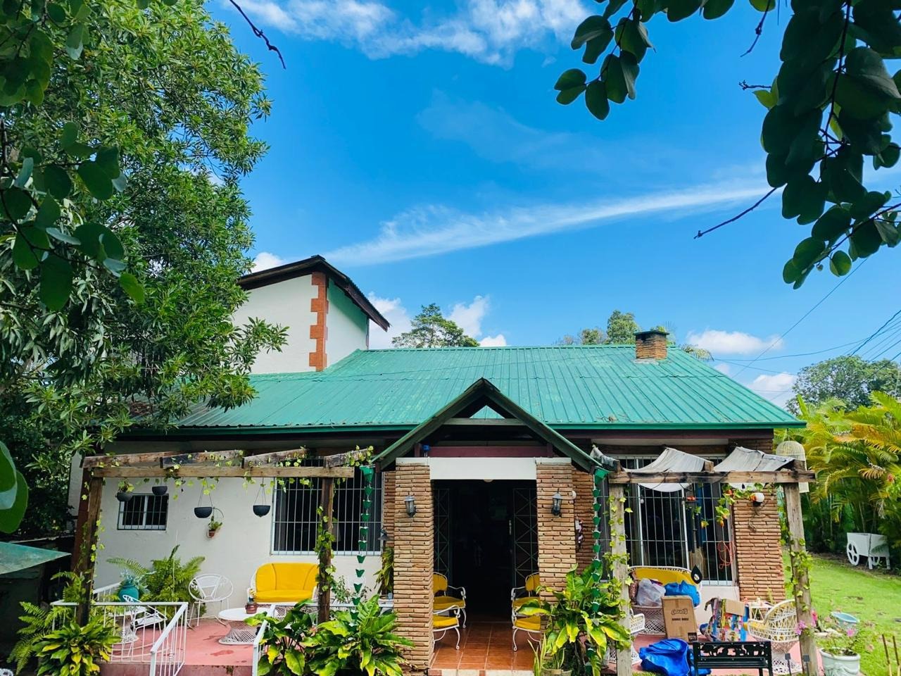 casas vacacionales y villas - Encantadora Villa con Acceso al Rio, Jarabacoa  7
