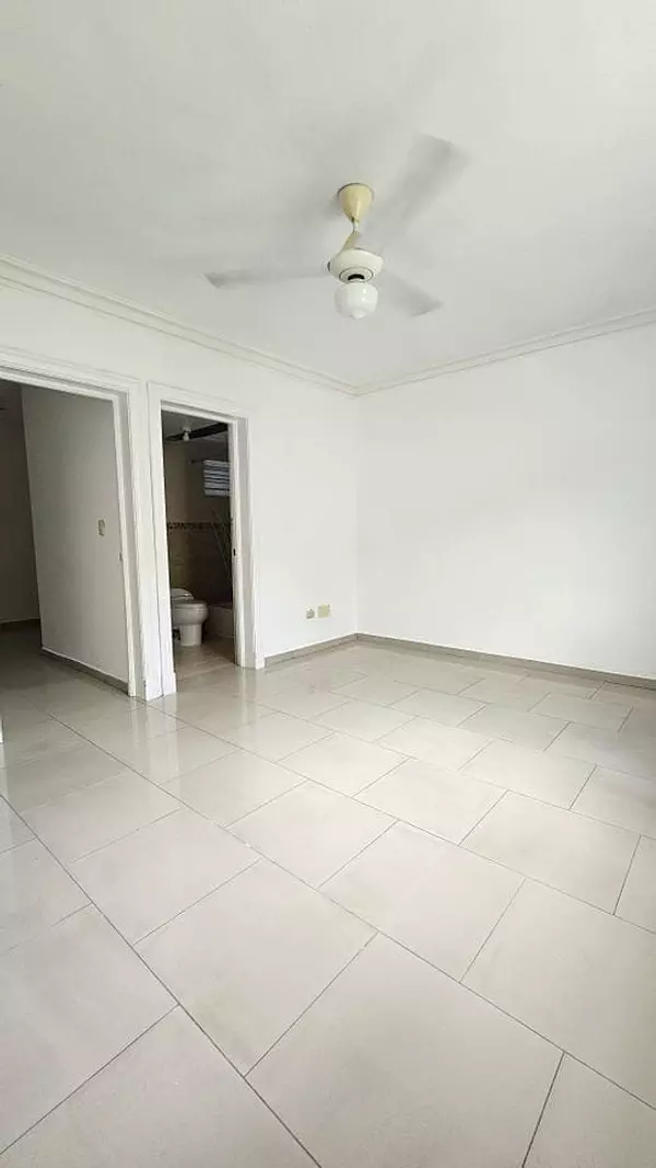penthouses - Amplio Penthouse en buenísima zona de Los Prados  6